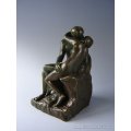 Kiss Bronze  Statue