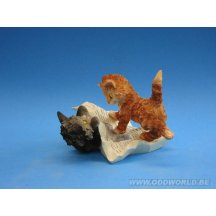 Catissimo Lorenzo And Sandra Cat Statue